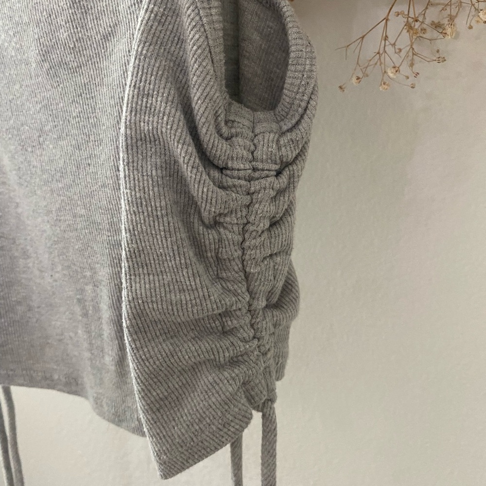 F21 Ribbed Camisole - Picture 4 of 5
